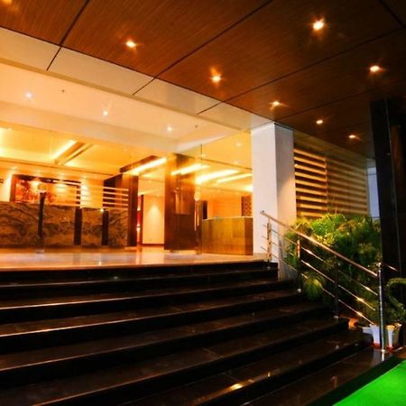 Hotel Le Lotus Grand Kakarmatha Kültér fotó