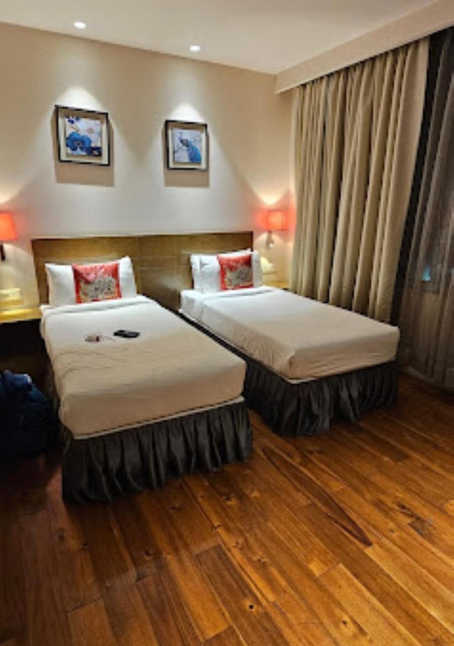 Hotel Le Lotus Grand Kakarmatha Kültér fotó