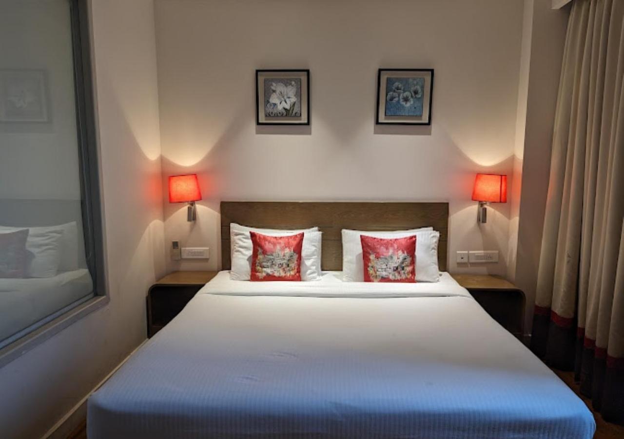 Hotel Le Lotus Grand Kakarmatha Kültér fotó