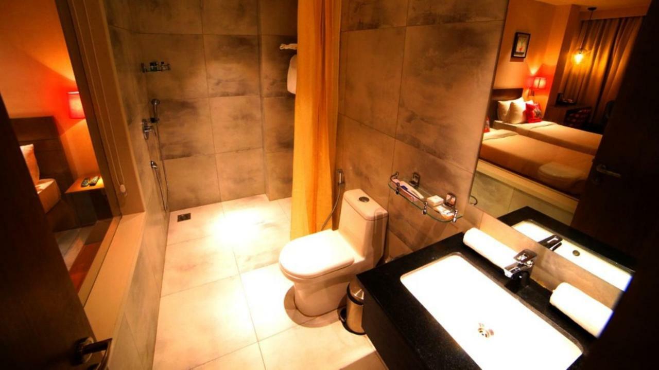 Hotel Le Lotus Grand Kakarmatha Kültér fotó