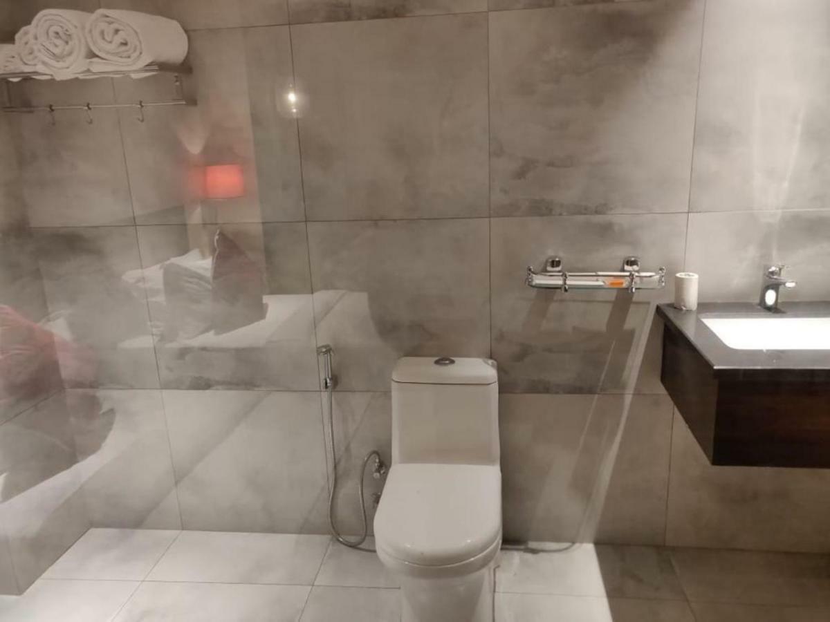 Hotel Le Lotus Grand Kakarmatha Kültér fotó